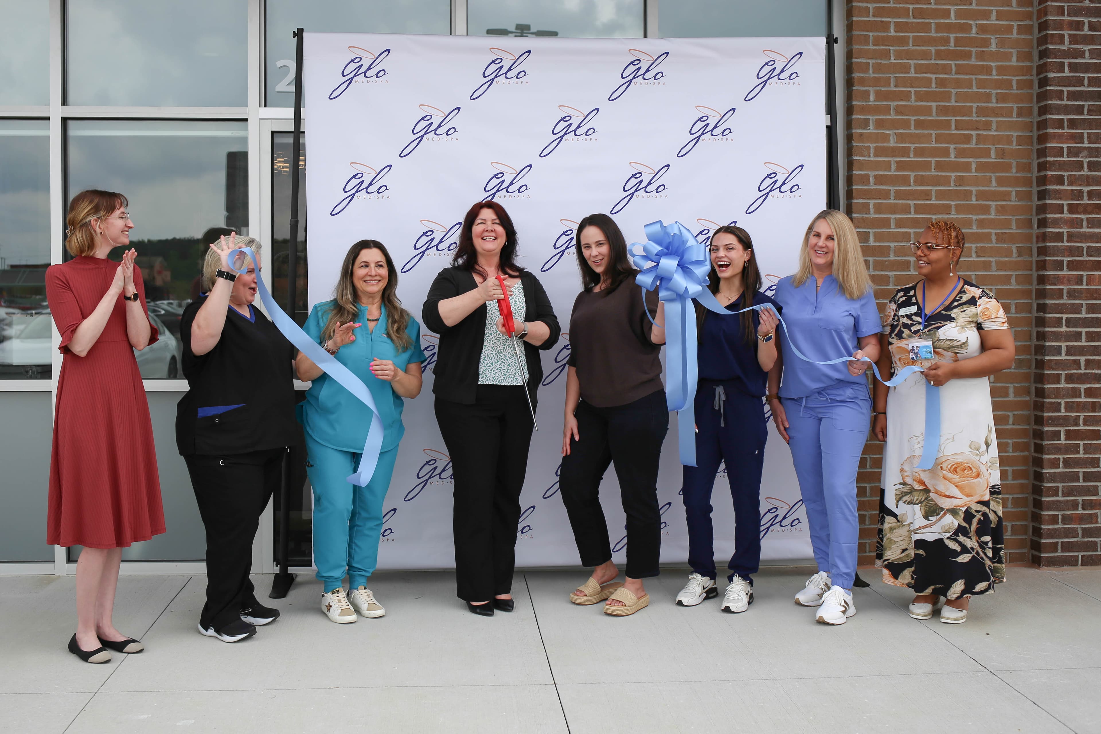 Glo MedSpa grand opening ribbon cutting